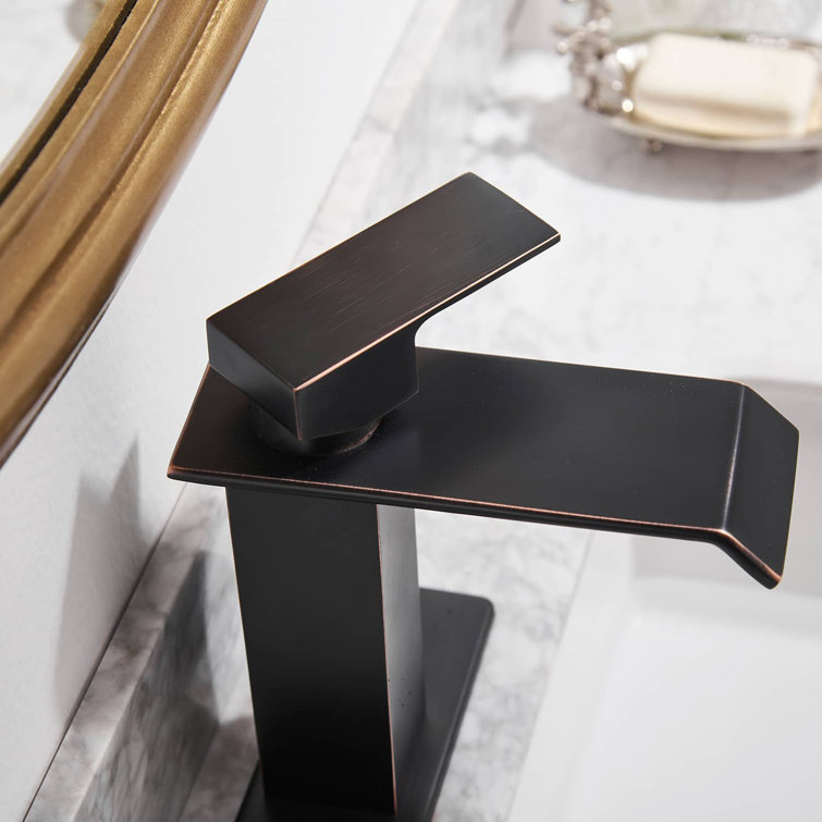 Oil Rubbed Bronze Single Handle Bathroom Faucet with Drain Assembly