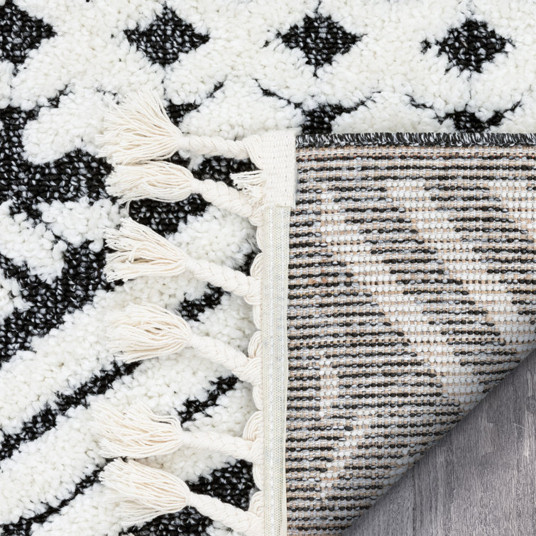 Eliana Dark Gray and White Geometric Synthetic Area Rug