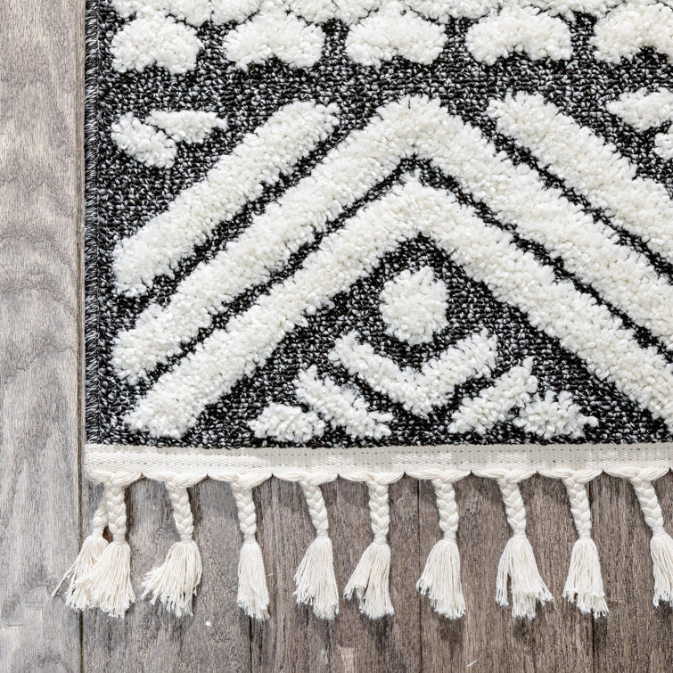 Eliana Dark Gray and White Geometric Synthetic Area Rug