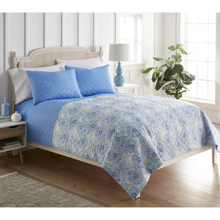 Blue Poppies Twin Microfiber Reversible Quilt Set