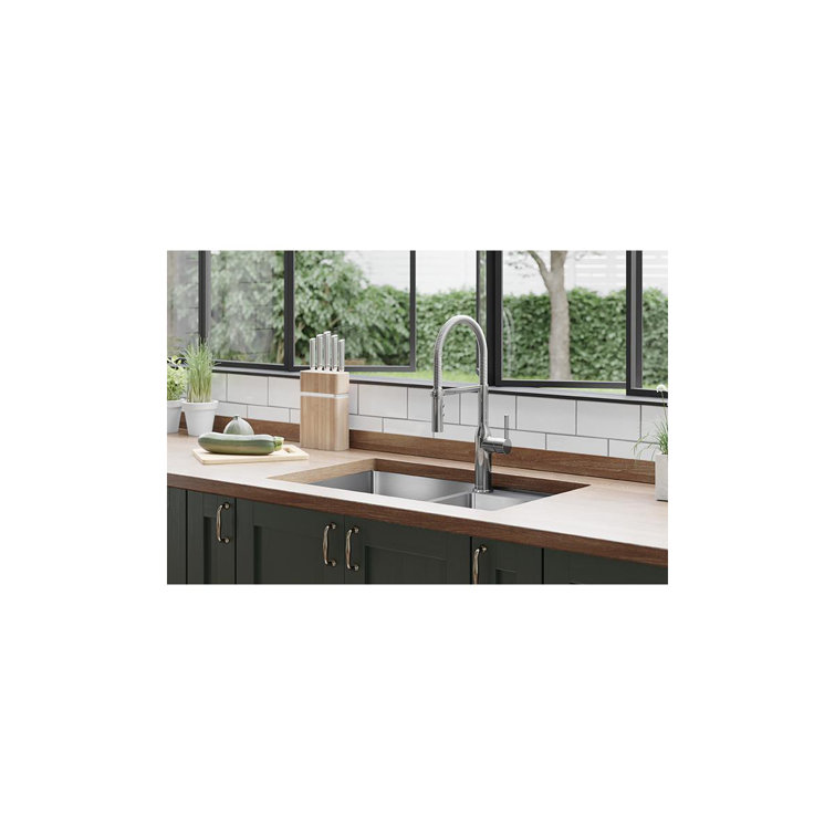 Chrome Semi-Professional Pull Down Kitchen Faucet with Spray