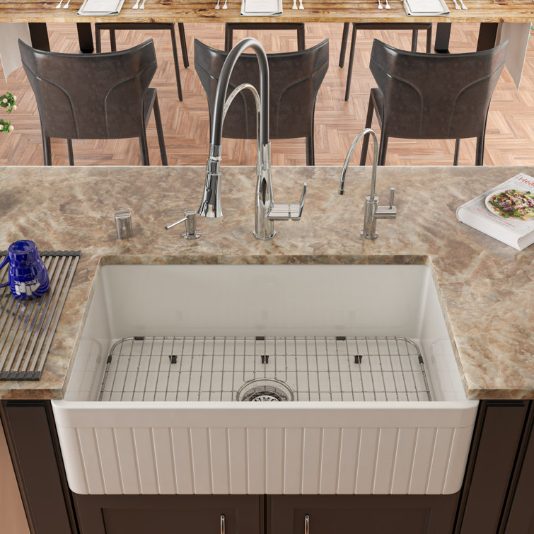 33'' White Fireclay Single Bowl Farmhouse Sink