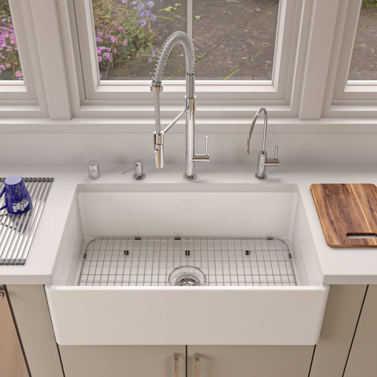 Polished Chrome Pull-Down Kitchen Faucet with Spray