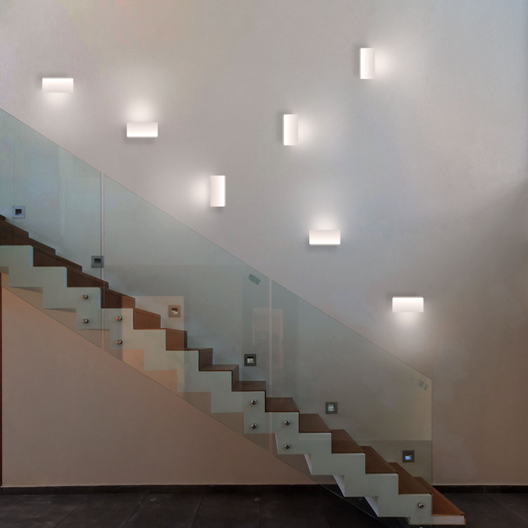 Black Aluminum Dimmable LED Wall Sconce