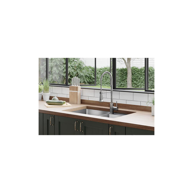 Chrome Semi-Professional Pull-Down Spray Kitchen Faucet