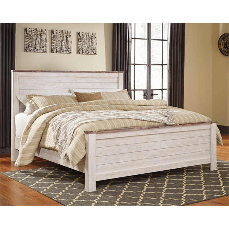 Willowton Whitewashed Wood California King Panel Bed