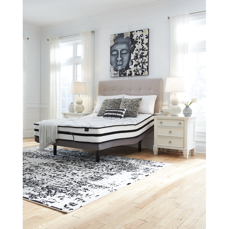 White Queen Pillowtop Gel Memory Foam Innerspring Mattress