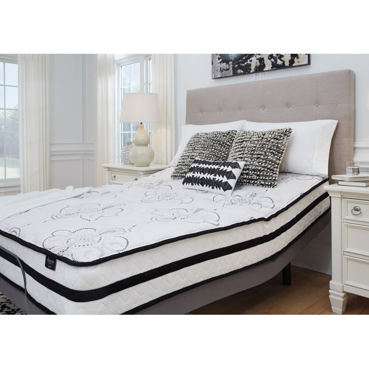 White Queen Pillowtop Gel Memory Foam Innerspring Mattress