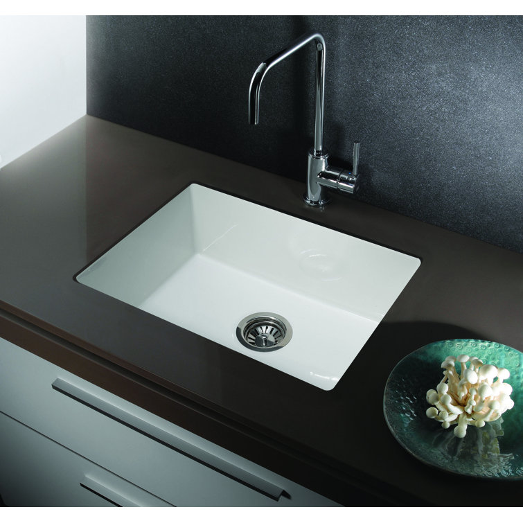 23.25'' White Fireclay Farmhouse Single Bowl Kitchen Sink