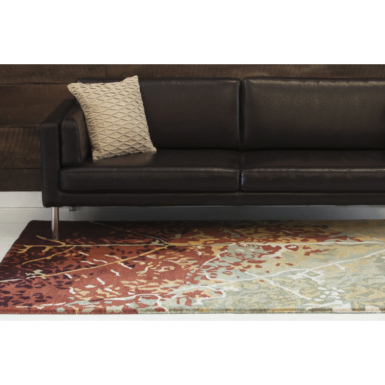 Nirvana Red and Beige Hand-Tufted Wool Rug 5' x 7'