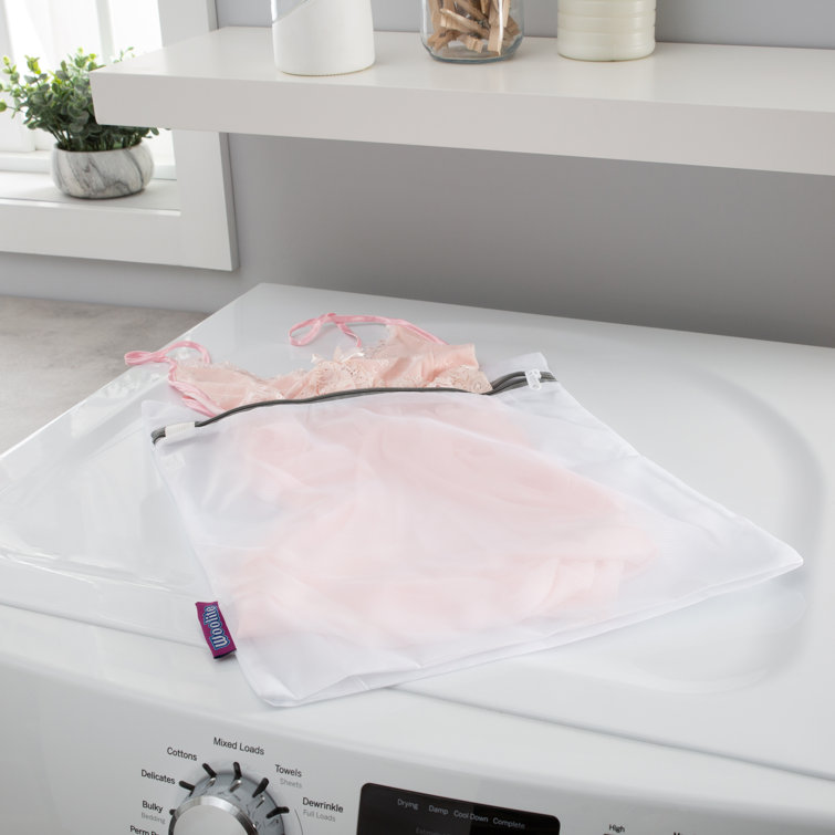 Large White Mesh Laundry Wash Bags with Zipper Closure