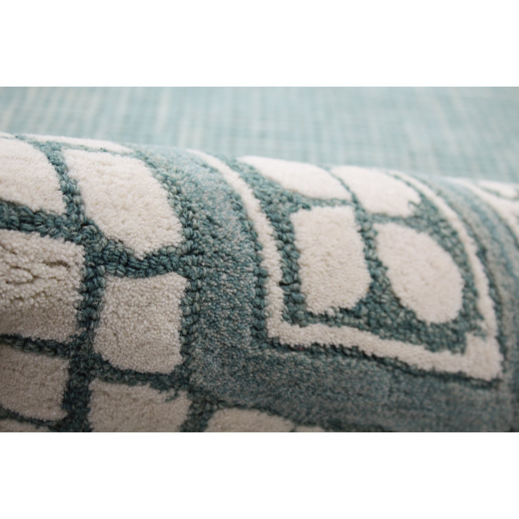 Teal and White Geometric Wool 5' x 7' Rug