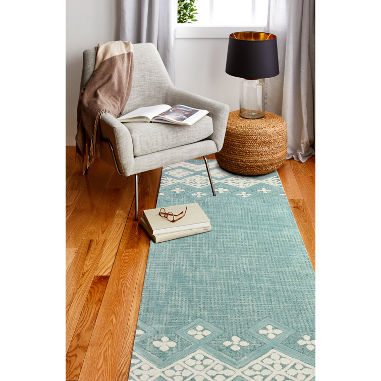 Hand-Tufted Blue and White Wool Runner Rug