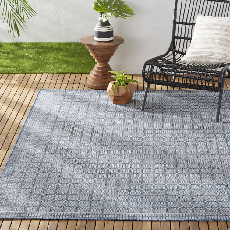 Blue and Gray Geometric Indoor/Outdoor Area Rug