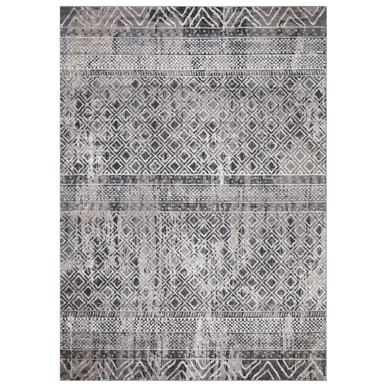 Gray Geometric Patterned Polypropylene Area Rug 7' x 9'