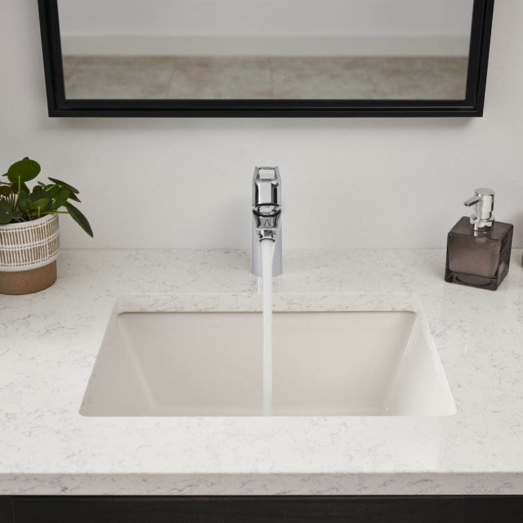 Starlight Chrome Single Hole Bathroom Faucet