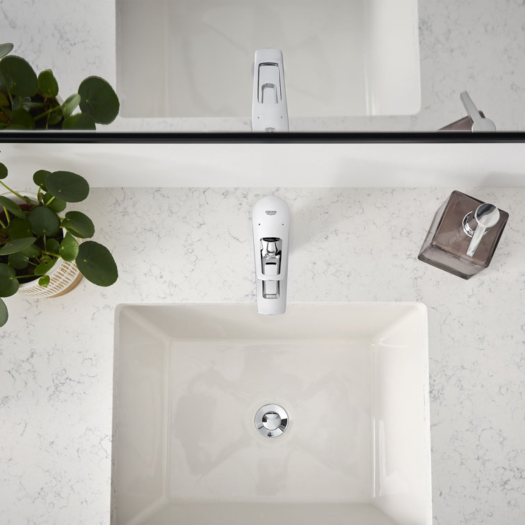 Starlight Chrome Single Hole Bathroom Faucet
