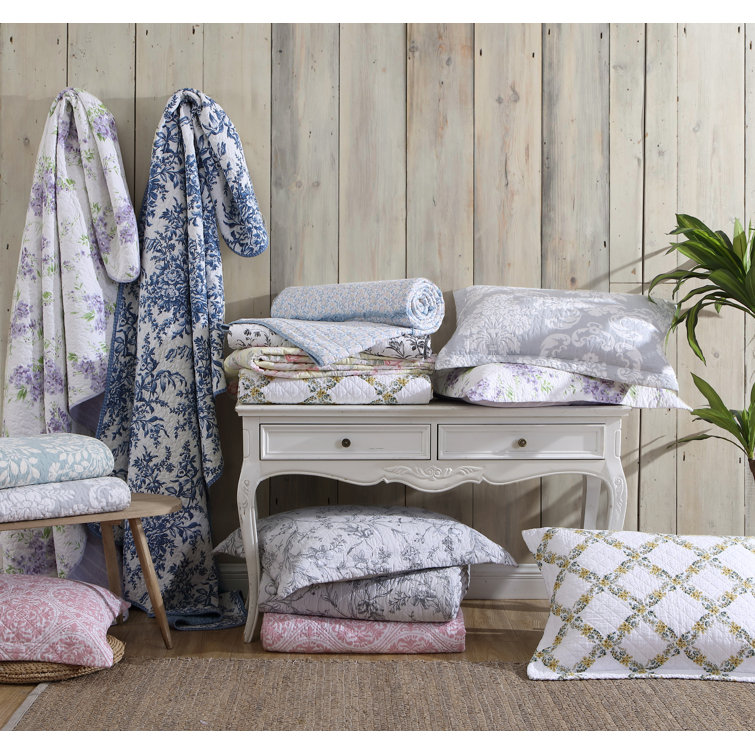Blush Cotton Reversible Full Quilt Set with Floral Pattern