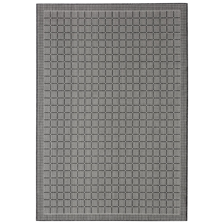 Nicole Miller Black and Gray Geometric Indoor/Outdoor Rug