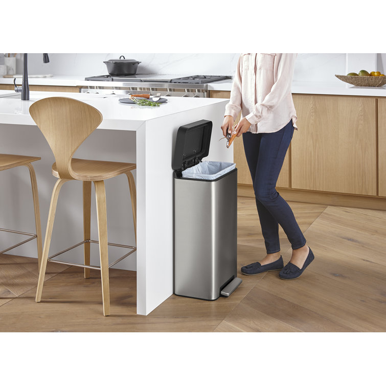 Stainless Steel 8-Gallon Hands-Free Kitchen Step Trash Can