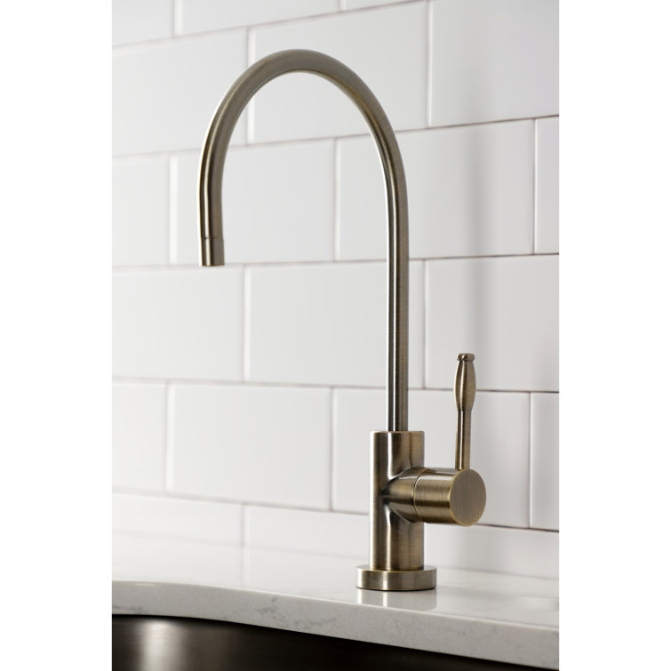 Antique Brass Single-Handle Water Filtration Faucet