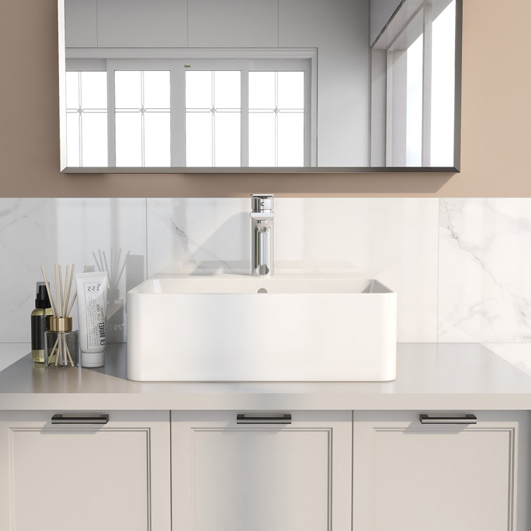 Chrome Brass Single Hole Bathroom Faucet