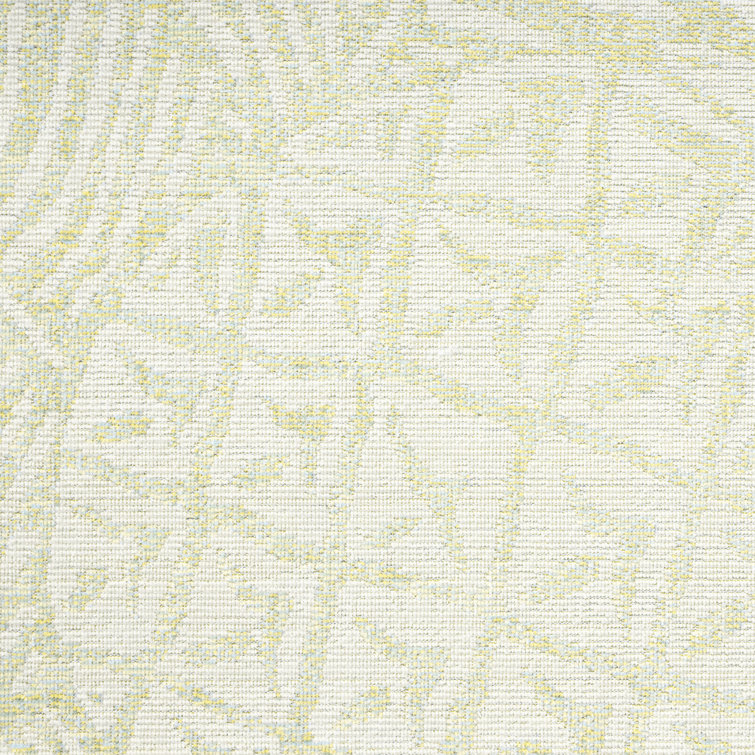 Green and Ivory 5' x 7' Synthetic Rectangular Indoor/Outdoor Area Rug