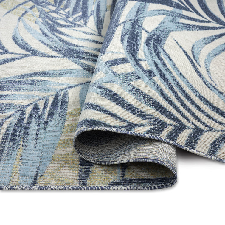 Ivory and Aqua Blue Palm Leaf 5' x 7' Indoor/Outdoor Rug