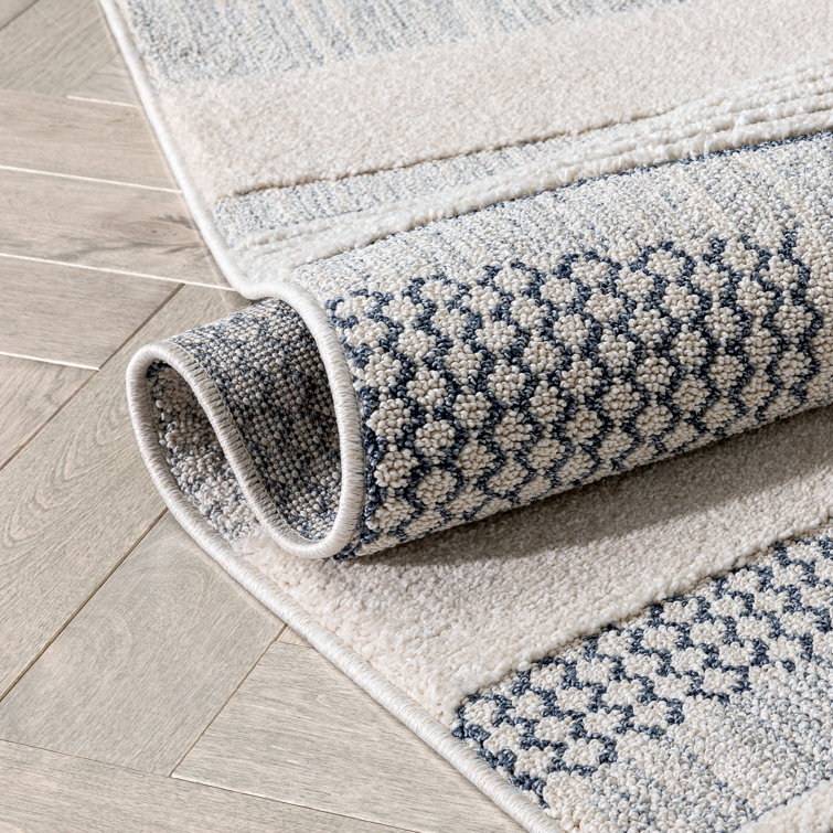 Harlow Briar Light Blue Geometric Synthetic Rectangular Rug 47" x 63"