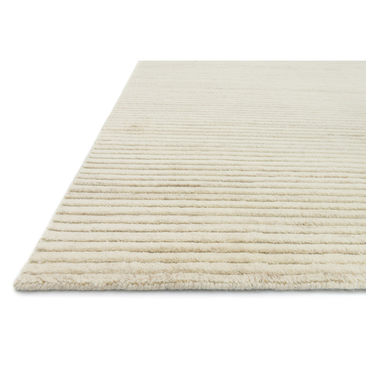 Ivory Elegance Hand-Knotted Wool and Cotton Blend 7'6" x 9'6" Rug