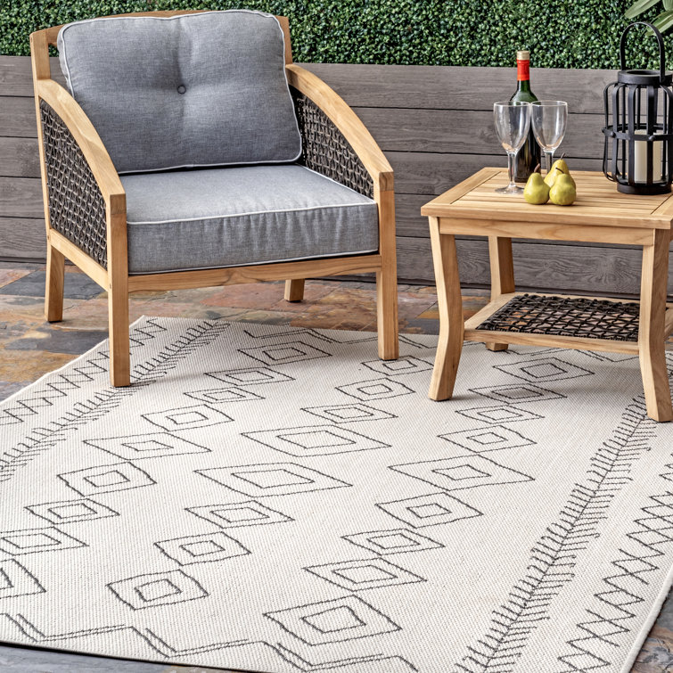 Aperto Ivory 6' Square Synthetic Easy Care Area Rug