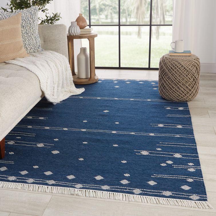 Calli Moroccan-Inspired 4'x6' Blue and White Flatweave Area Rug