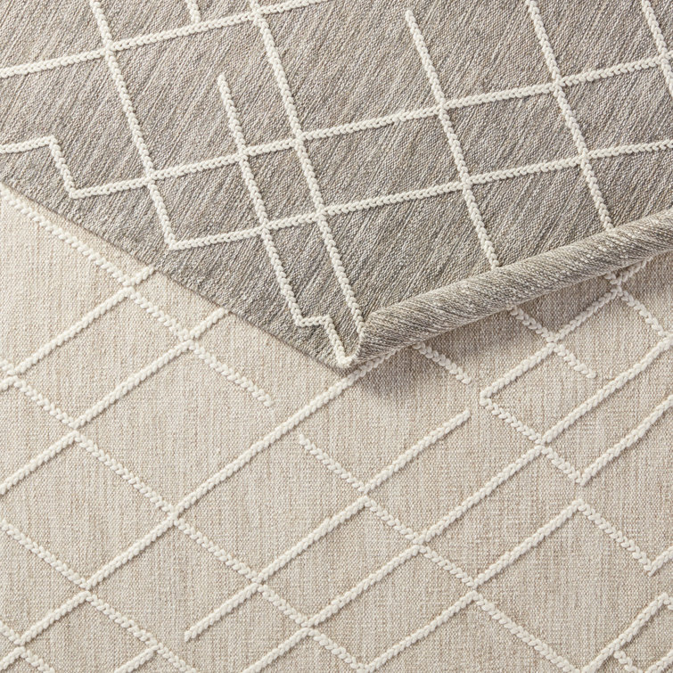 Scandinavian Ivory Geometric Braided Wool 5' x 8' Area Rug