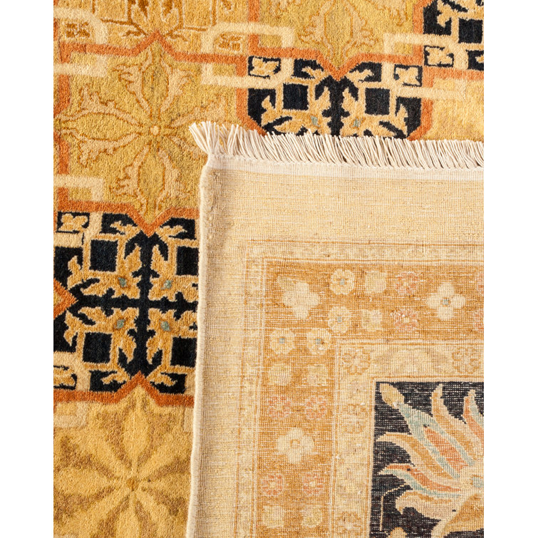 Ivory and Gold Hand-Knotted Wool 9' x 12' Traditional Rug