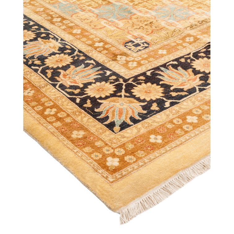 Ivory and Gold Hand-Knotted Wool 9' x 12' Traditional Rug