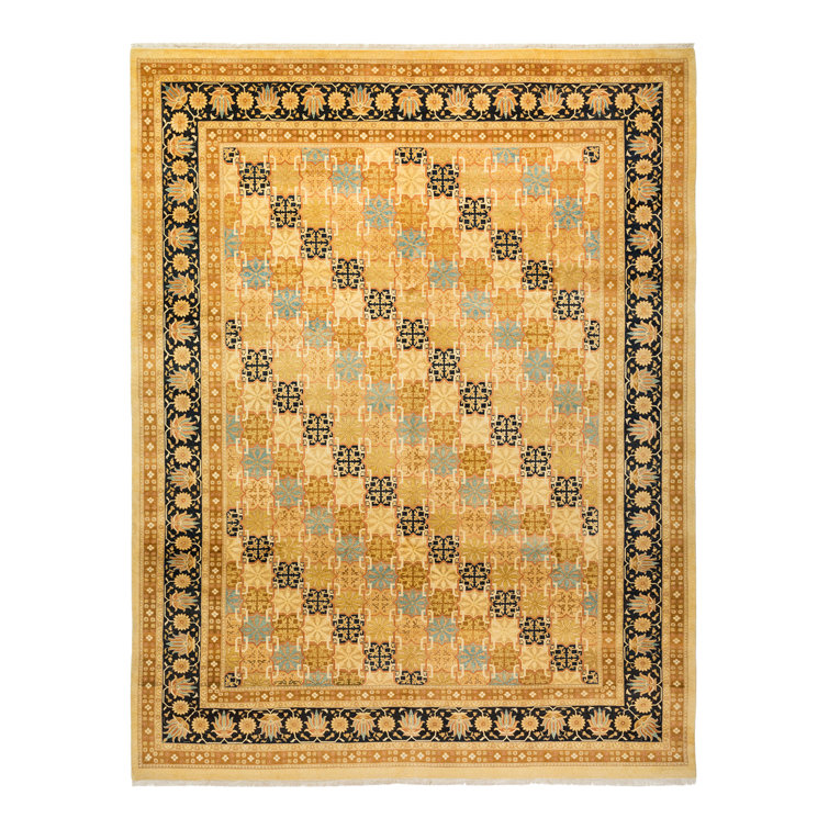 Ivory and Gold Hand-Knotted Wool 9' x 12' Traditional Rug