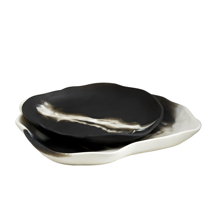 Hollie Black and White Organic Edge Plastic Trays, Set of 2