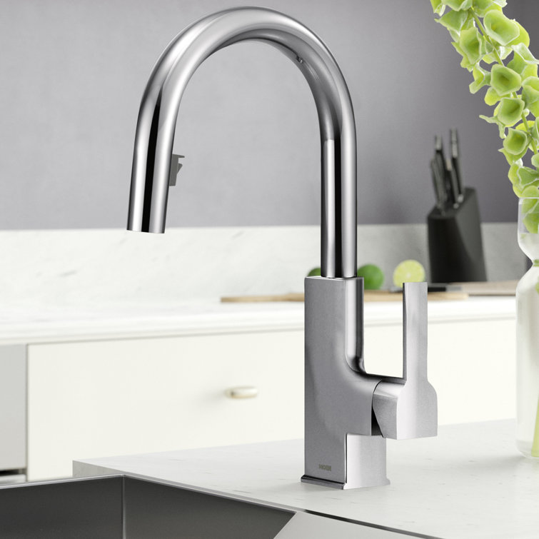 Chrome Modern Pull-Down Single Handle Kitchen Faucet