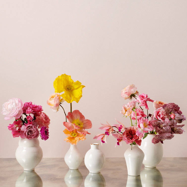 White Porcelain Gourd Table Vase with Gold Embellishment