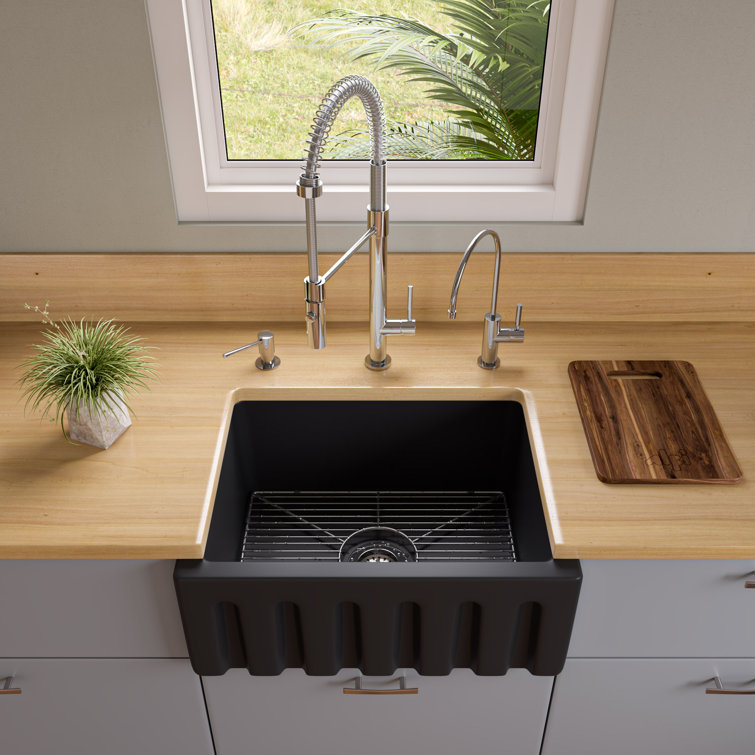 Matte Black 24'' Fireclay Farmhouse Single Bowl Sink