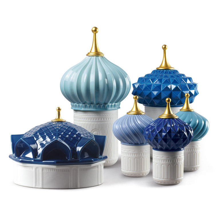 Unbreakable Spirit Gold & Blue Porcelain Scented Candle