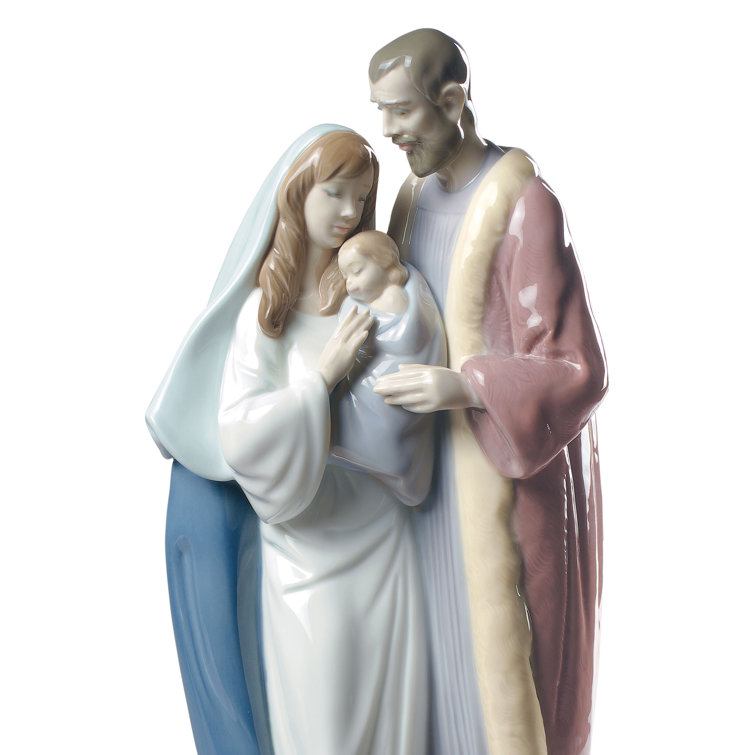 Deity Collection Heart-Shaped Winter Porcelain Sculpture