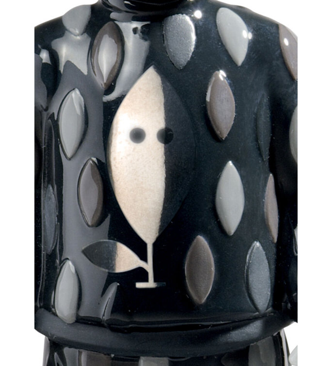 Rolito Designer 11cm Black Porcelain Statue