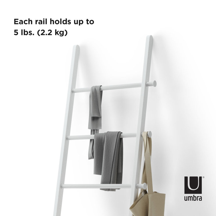 White Ash and Poplar Wood Blanket Ladder with Metal Bars