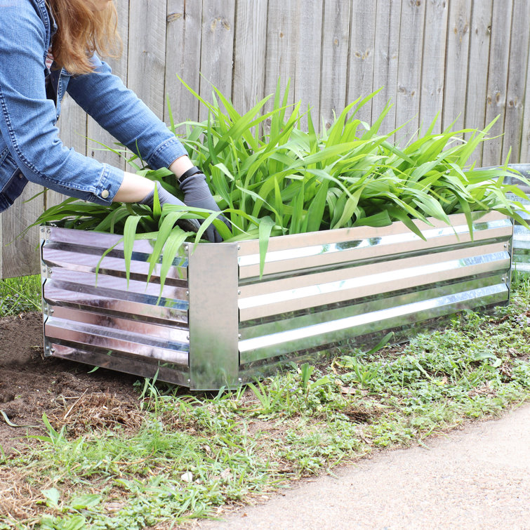 Silver Galvanized Steel Raised Garden Bed for Outdoor Plants