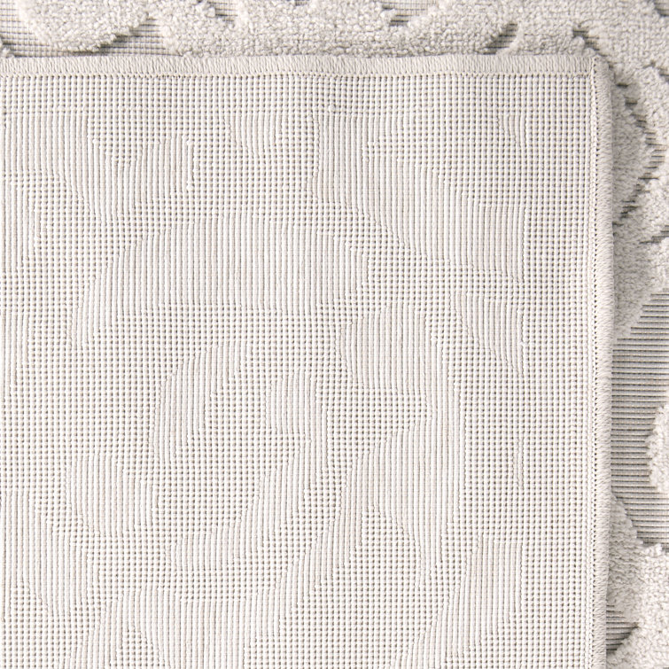 Natural Off-White Synthetic Tufted Rectangular Indoor/Outdoor Rug