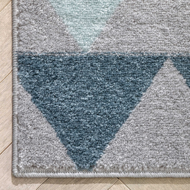 Nova Mystic Gray Geometric 2'7" x 9'10" Synthetic Runner Rug