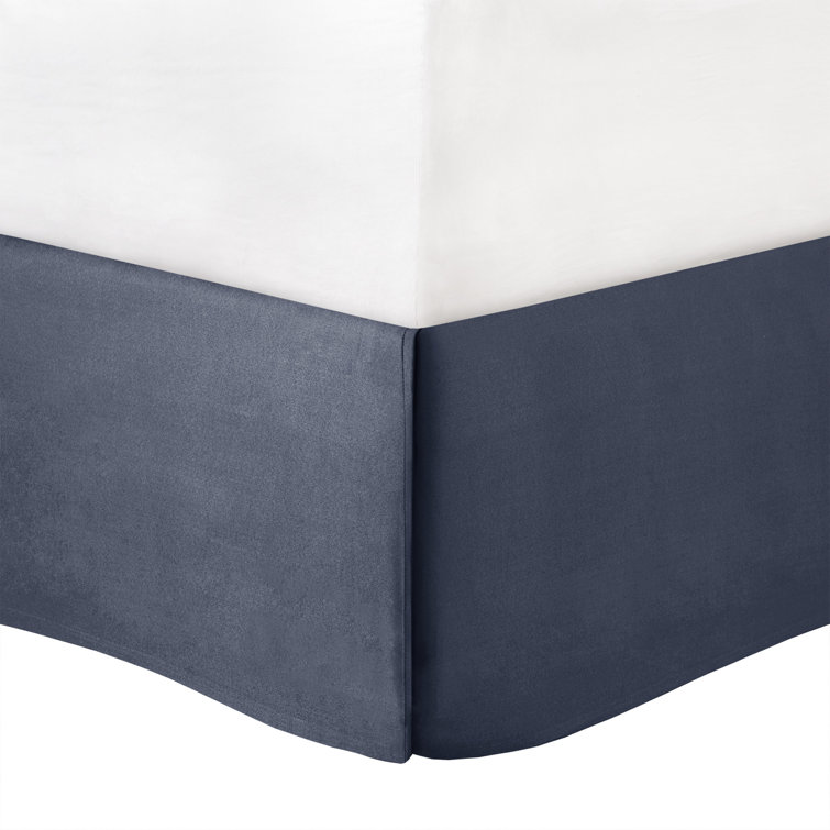 Navy Microfiber King 7-Piece Bedspread Set with Tucks