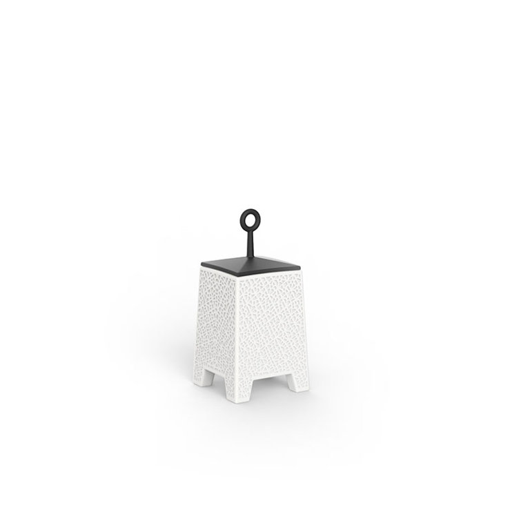White Polyethylene LED Outdoor Floor Lamp with Handle