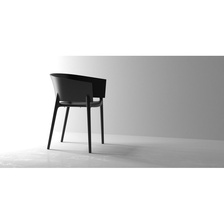 Elegantly Curved Matte Black Polypropylene Dining Chair by Eugeni Quitllet